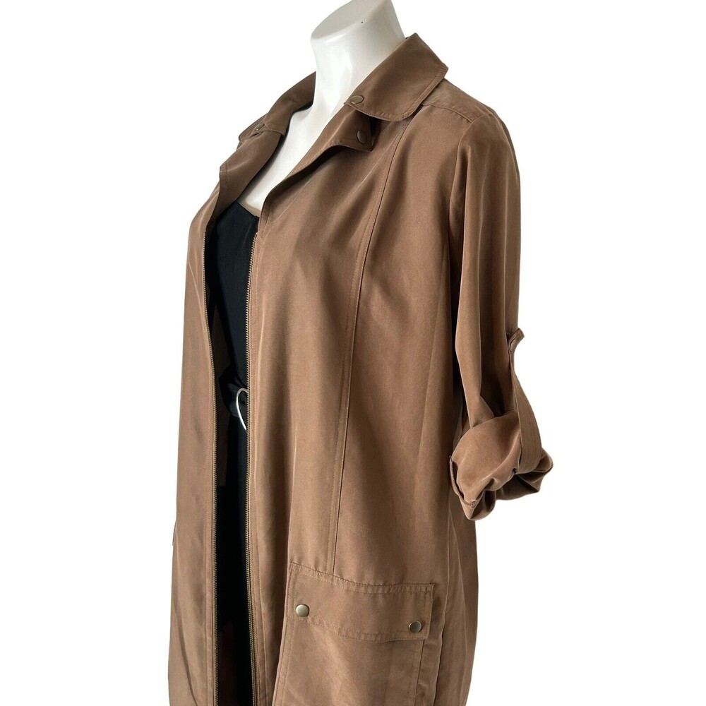 ELLEN TRACY Long Roll Tab Zip Tunic Jacket Size M Taupe Brown Duster Lightweight - Picture 4 of 9